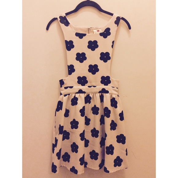 Beige and black overall dress