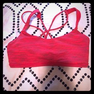Lululemon free to be bra size 4