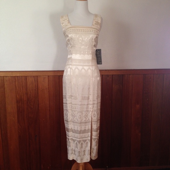 🚫Sold🚫Maxi dress - Picture 2 of 4