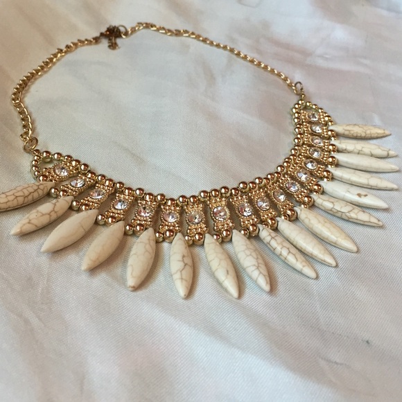 Beautiful Pearl Statement - Picture 4 of 4
