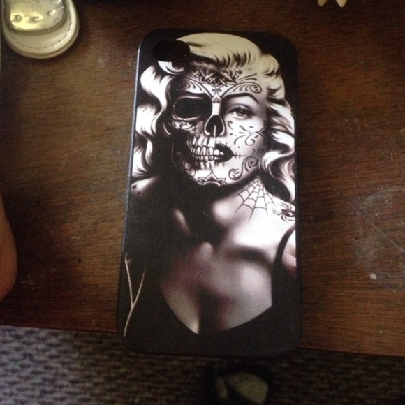 Iphone 4/4s case