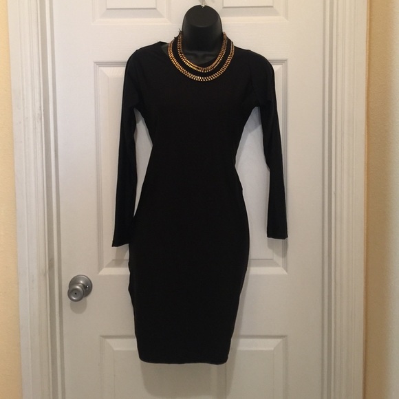 Long sleeved black mini