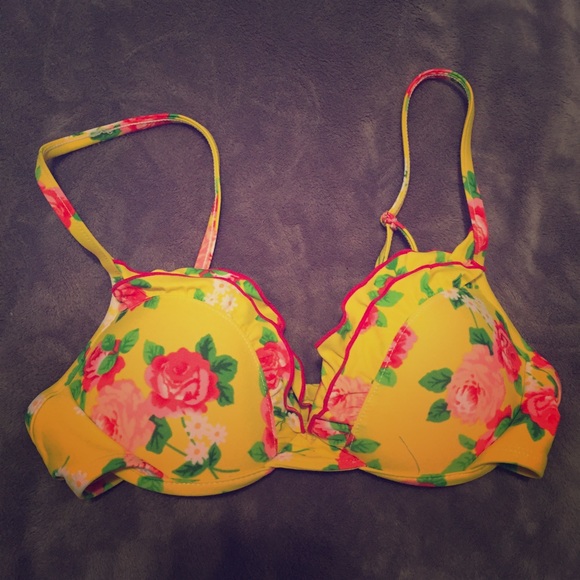 Bathing suit top