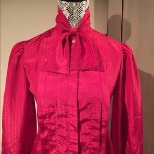 💞HP💞 Scarlet Fever Vintage Top