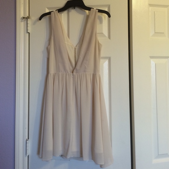 Althea dress - Picture 2 of 4