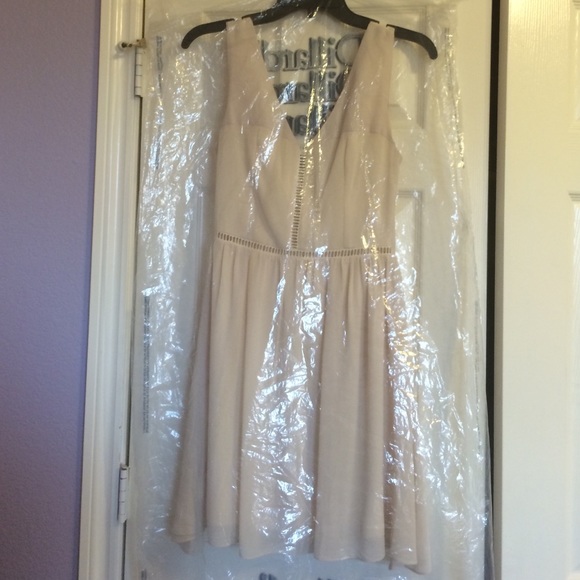 Althea dress - Picture 3 of 4