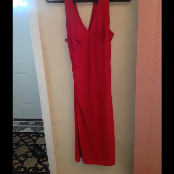 Sexy red open back dress - Picture 3 of 4