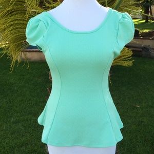 🌺Light  Pistachio Green Blouse🌺