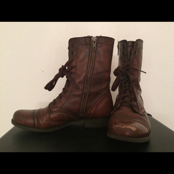 STEVE MADDEN Brown Combat Boots