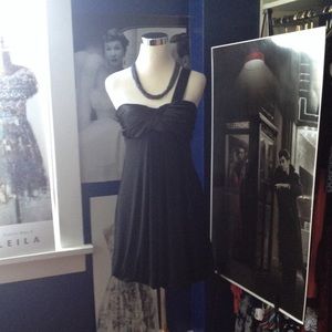 Black Dress Single Shoulder Strap