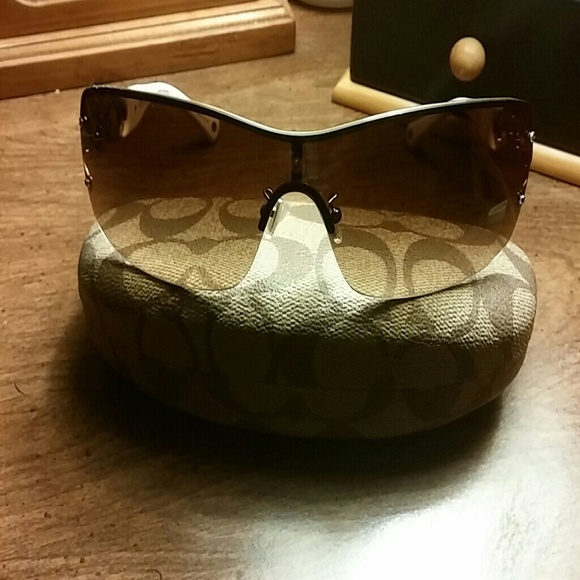 Coach Sunglasses 🚫NO TRADES!!🚫