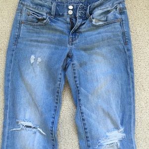 American Eagle Light Wash Capri