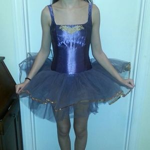 Pointe/Ballet costumes