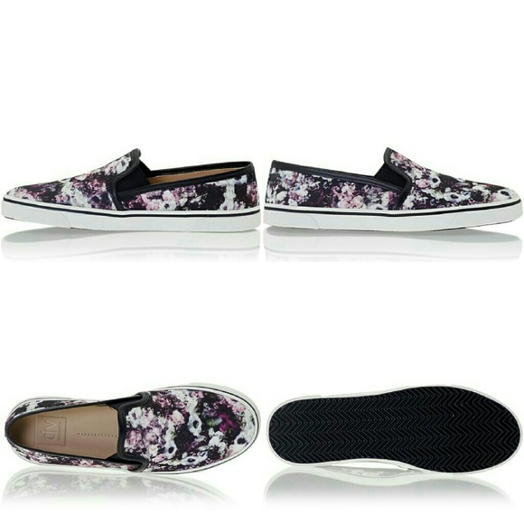 ❎SOLD❎ DV by Dolce Vita Floral Slip Ons - Picture 3 of 4