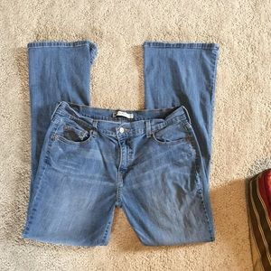 Levi's 515 Bootcut Jeans