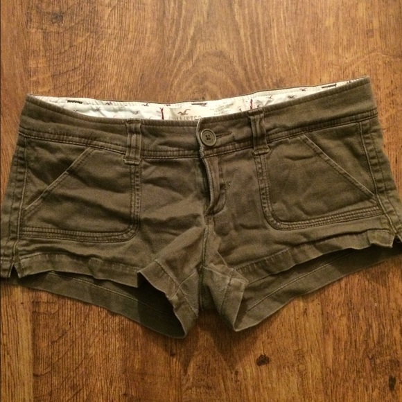 Light brown Hollister shorts