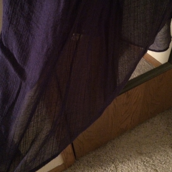 Sold!!! Purple lightweight top - Picture 4 of 4