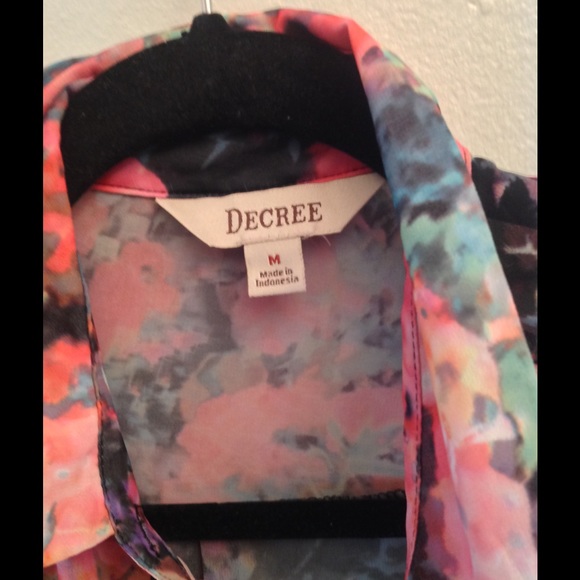 Floral shirt - Picture 3 of 4