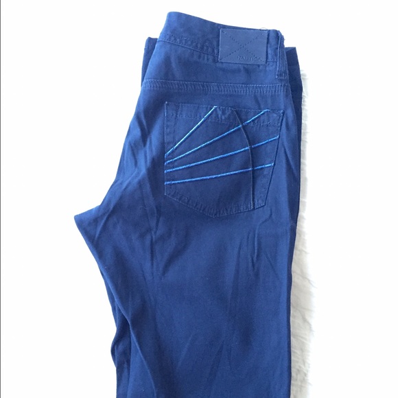🆕 Navy blue Nautica straight leg chinos 🌼