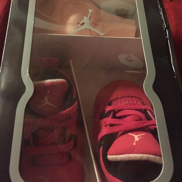 Girls baby Js pink !!!