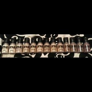 DINAIR AIRBRUSH FOUNDATIONS SET