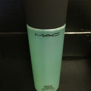 Brand New MAC Green Gel Cleanser