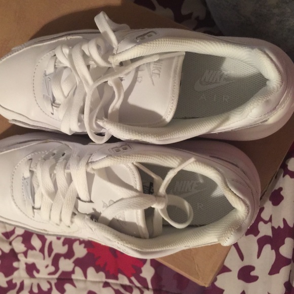 Air Max - Picture 4 of 4