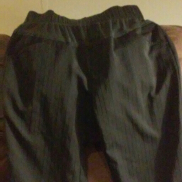 Black dress pants - Picture 1 of 2
