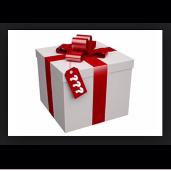 ⁉️MYSTERY GIFT GRAB BAG!!!