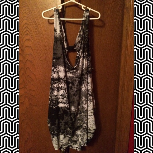 Maurice's black and white tank top