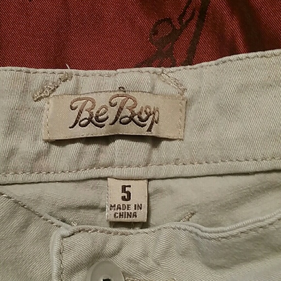 Shorts - Picture 2 of 3