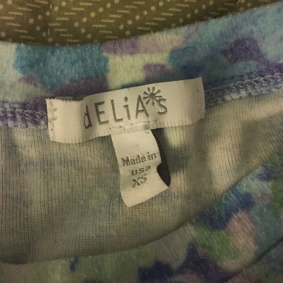 Delia's 3/4 Sleeve Crop Top - Picture 2 of 2