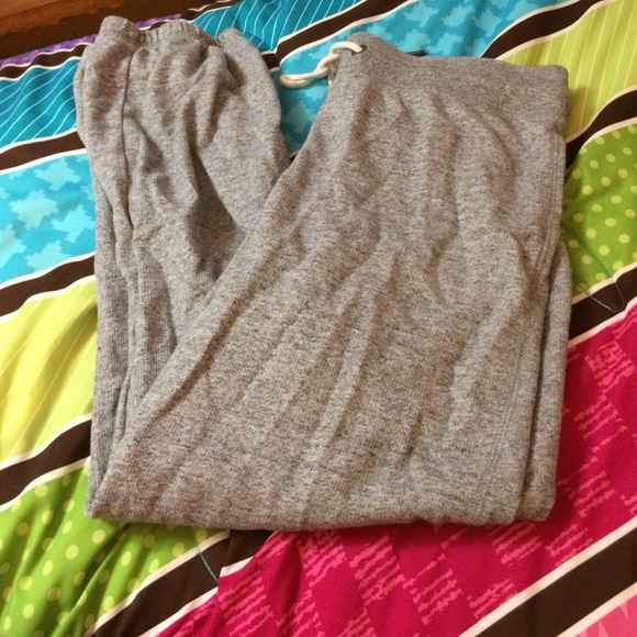 Capri sweatpants