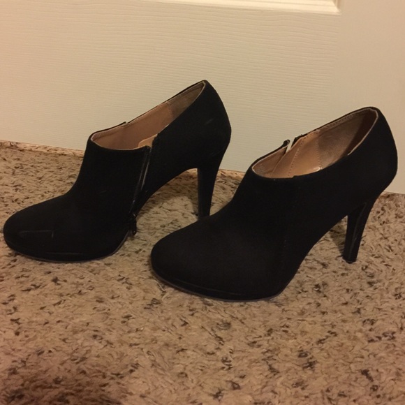 Merona Boots. Size 9.5