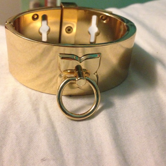 *sold*Gold cuff bracelet - Picture 4 of 4