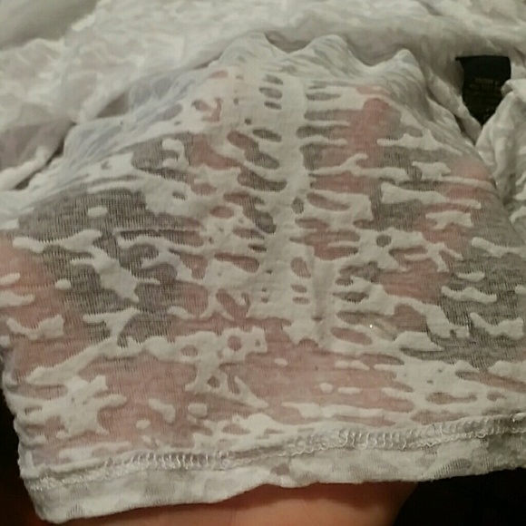 Shirt - Picture 2 of 3