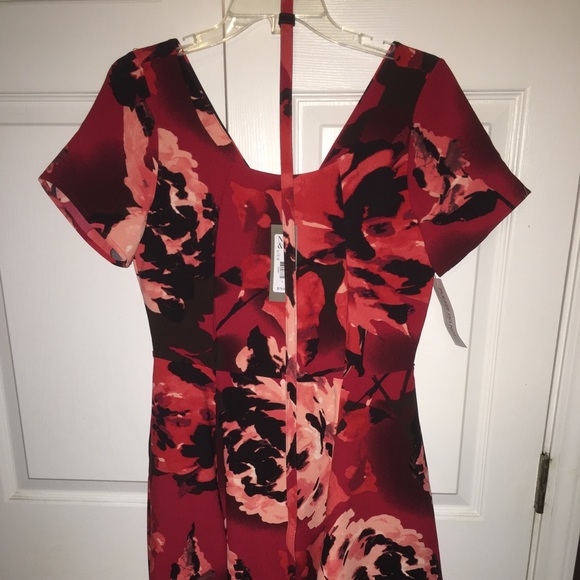 New York & Company Dresses & Skirts - Red Flower Spring Dress