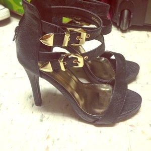 Double strap single sole heels
