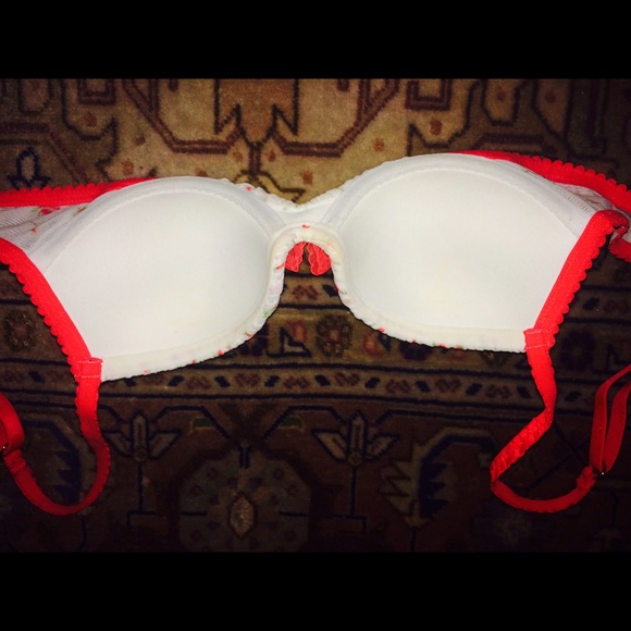 VS push up bra - Picture 2 of 2