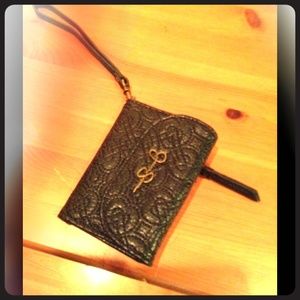 JESSICA SIMPSON 👜 SUPER CUTE WRISTLET
