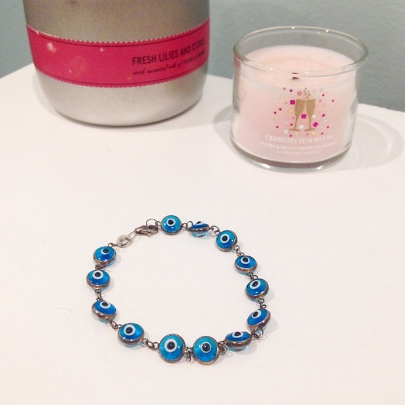 'Evil eye' bracelet