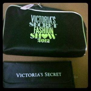 Victorias Secret Makeup Bag and Brushes