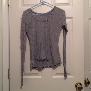 Brandy Melville long sleeve shirt
