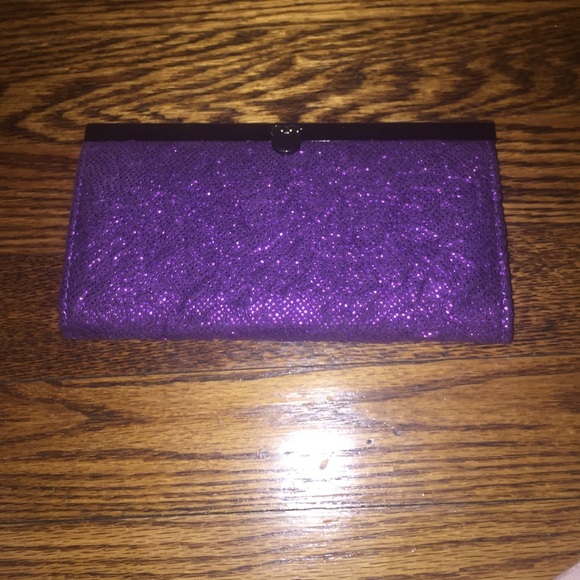 BEBE CLUTCH