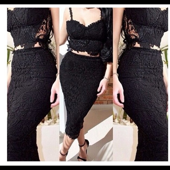 🎀🎀🎀sold🎀🎀🎀Sexy Two Piece Tops and Skirt