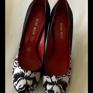 Nine West Shoes size 5 1/2