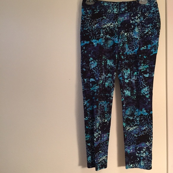 Printed Cropped Pants