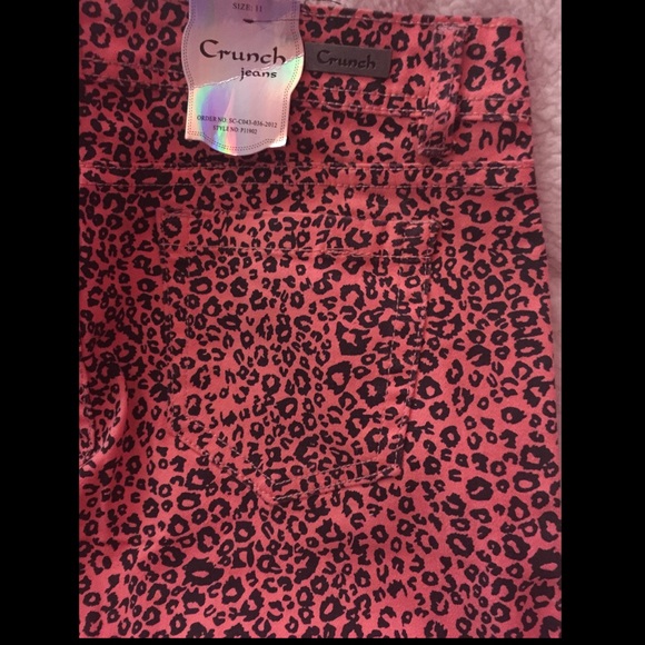 💞🐾PINK & BLACK LEOPARD JEANS SKINNY LEG - Picture 3 of 4