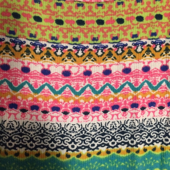 Printed Ribbed Tank Top - Picture 2 of 2