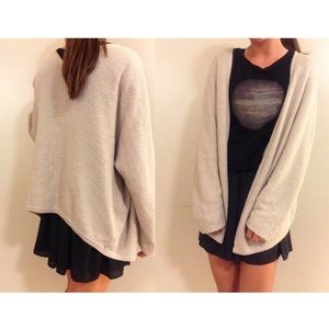Caroline cardigan Brandy Melville!